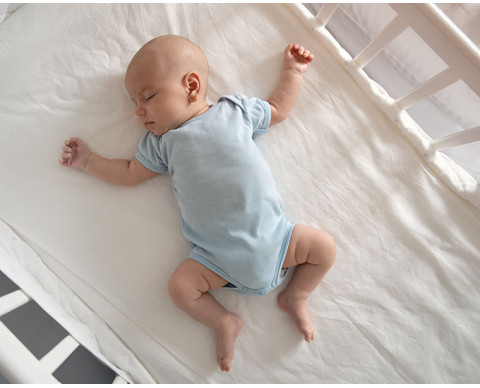 Sommeil agité bébé RGO : comment l’aider à s’apaiser pour dormir ?