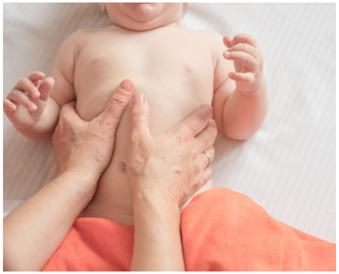 Quels sont les remèdes naturels pour soulager les coliques de bébé ?
