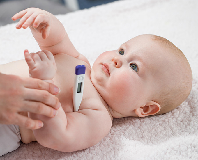 Gérer la fièvre chez les bébés, ce qu’il faut savoir